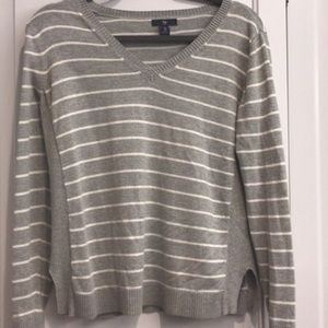 Cute Gray & White Sweater